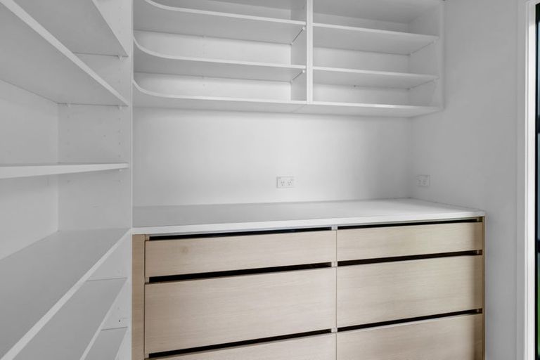 Photo of property in 43 Nugent Street, Bell Block, New Plymouth, 4312