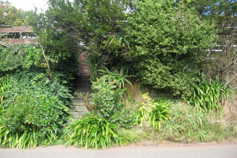 Photo of property in 137 Karori Road, Karori, Wellington, 6012