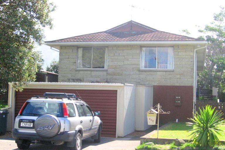 Photo of property in 205 Weka Street, Whangamata, 3620