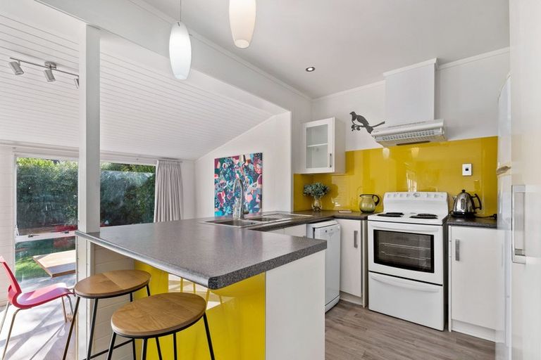 Photo of property in 15 Moana Terrace, Lynmore, Rotorua, 3010