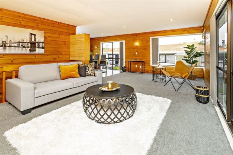 Photo of property in 1/195 Finlayson Avenue, Clendon Park, Auckland, 2103