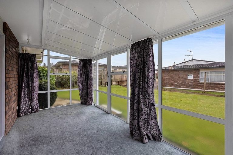 Photo of property in 26b Cloten Road, Stratford, 4332