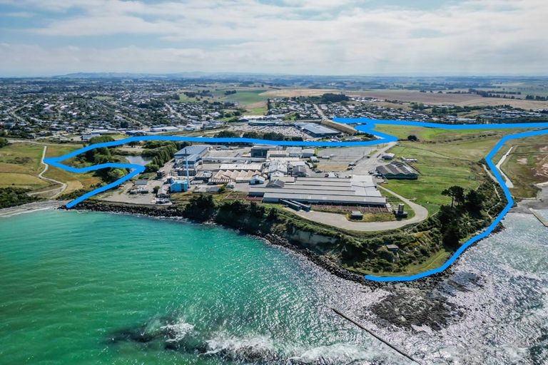 Photo of property in 15 Bridge Road, Smithfield, Timaru, 7910