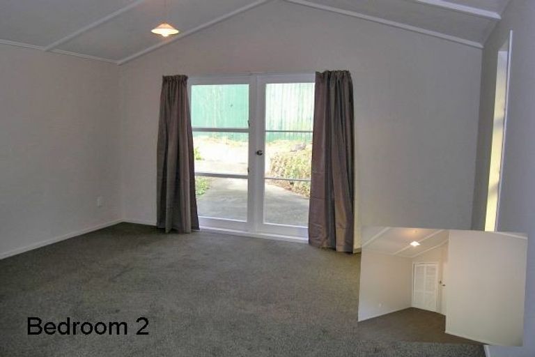 Photo of property in 28 Thomson Grove, Stokes Valley, Lower Hutt, 5019