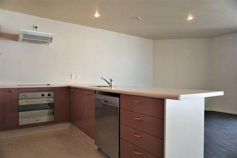 Photo of property in St James Courts, 9/77 Gloucester Street, Christchurch Central, Christchurch, 8013
