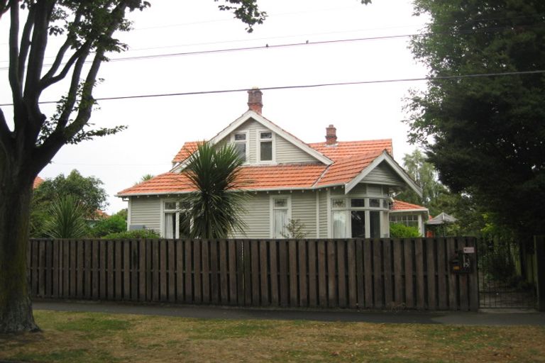 Photo of property in 15 Severn Street, St Albans, Christchurch, 8014