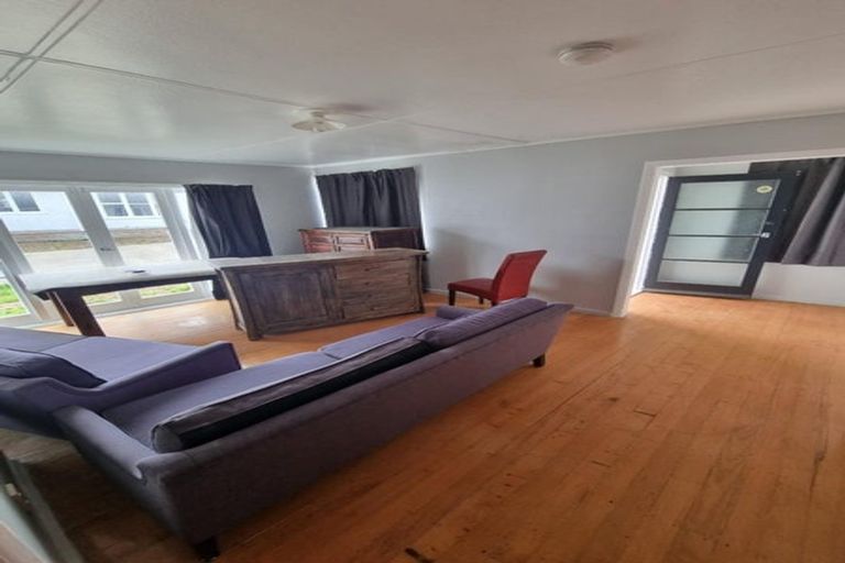 Photo of property in 22b Larsen Street, Otara, Auckland, 2025