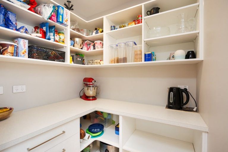 Photo of property in 180 Kingsdale Park Drive, Aokautere, Palmerston North, 4471