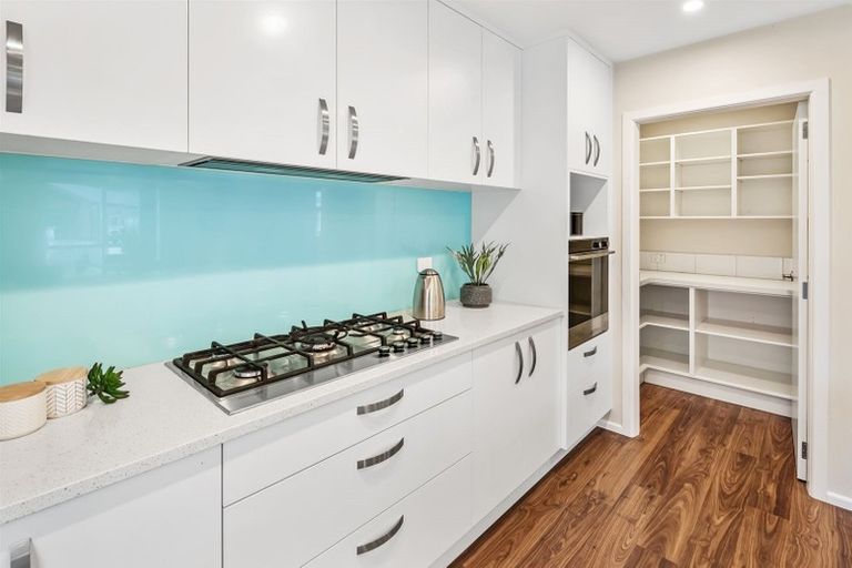 Photo of property in 70 Banks Boulevard, Whitby, Porirua, 5024