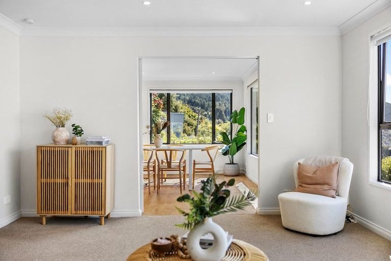 Photo of property in 19 Richards Park Lane, Fernhill, Queenstown, 9300