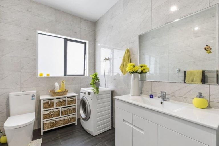 Photo of property in 10a Staines Avenue, Mangere East, Auckland, 2024