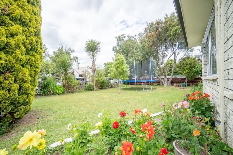 Photo of property in 9 Terry Crescent, Milson, Palmerston North, 4414