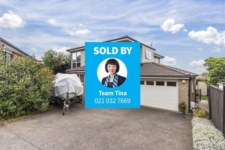 Photo of property in 1 Citation Way, Botany Downs, Auckland, 2010