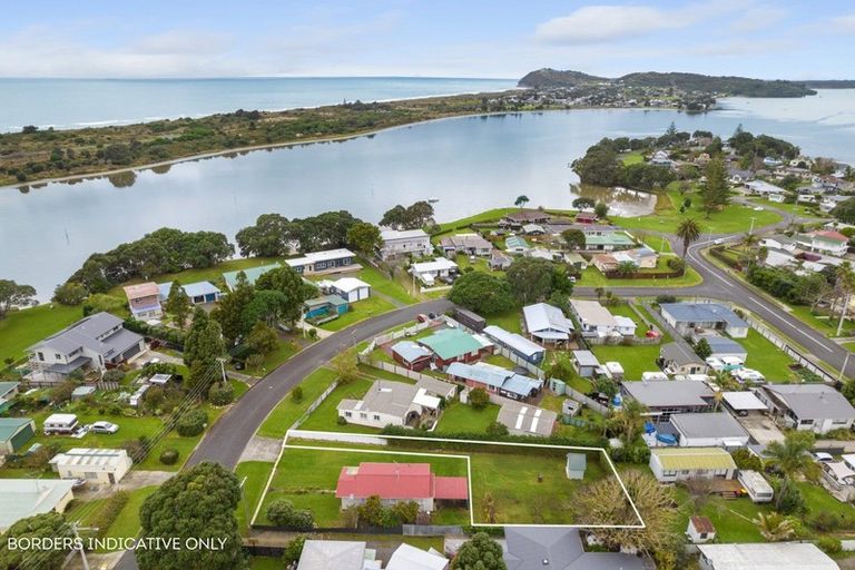 Photo of property in 9a Roretana Drive, Athenree, Waihi Beach, 3177