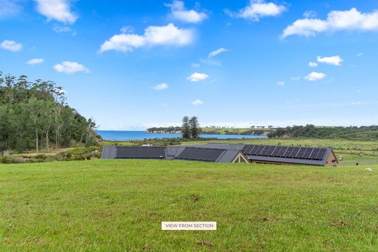 Photo of property in 19 Hurihuri Road, Okura Bush, Silverdale, 0794