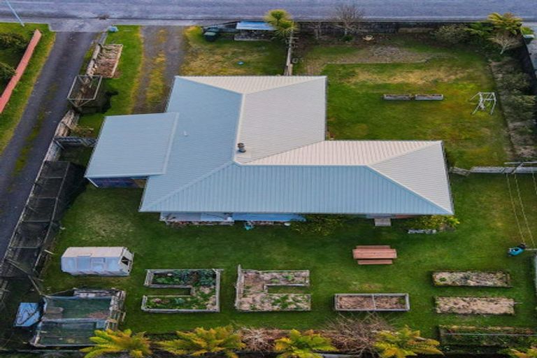 Photo of property in 17 Pekanga Drive, Fox Glacier, 7886