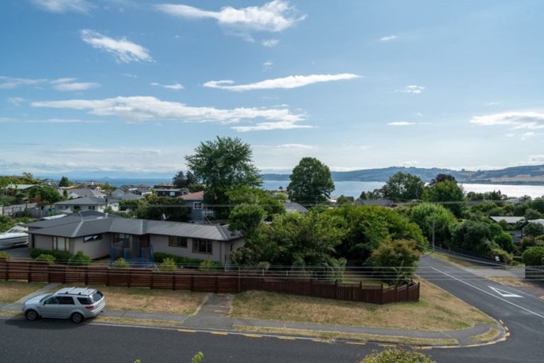 Photo of property in 60 Ngamotu Road, Hilltop, Taupo, 3330