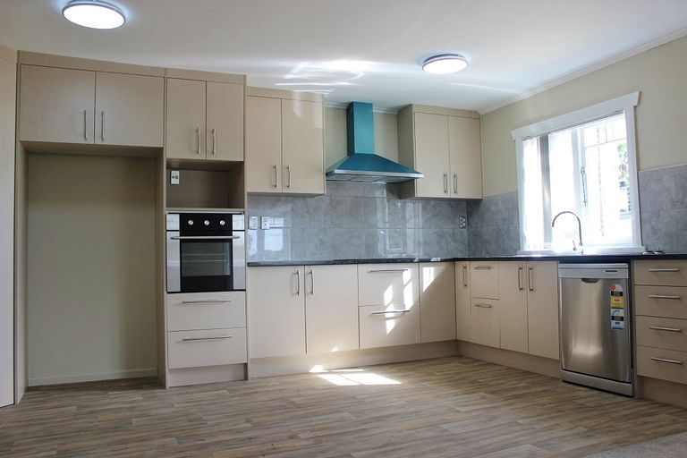 Photo of property in 32 Marr Road, Manurewa, Auckland, 2102