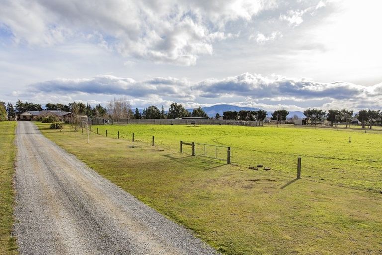 Photo of property in 635 Barkers Road, Loburn, Rangiora, 7472