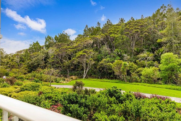 Photo of property in 24 Eaves Bush Parade, Orewa, 0931