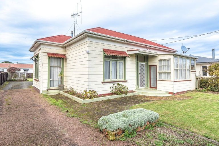 Photo of property in 11 Cambridge Street, Gonville, Whanganui, 4501