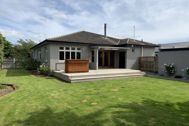 Photo of property in 12 Prince Street, Winton, 9720