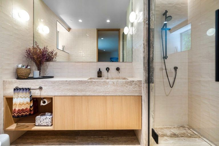 Photo of property in 55e Kent Street, Queenstown, 9300