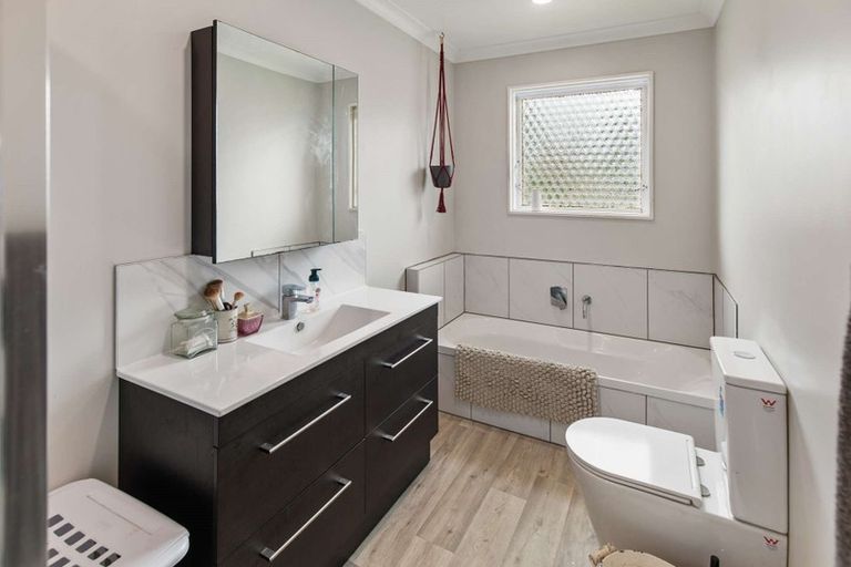 Photo of property in 41 Lewis Avenue, Aramoho, Whanganui, 4500