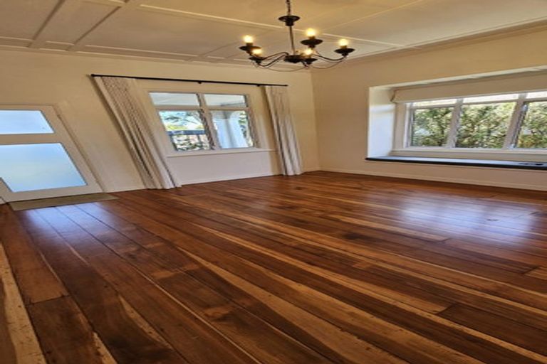 Photo of property in 257 Carrington Street, Vogeltown, New Plymouth, 4310