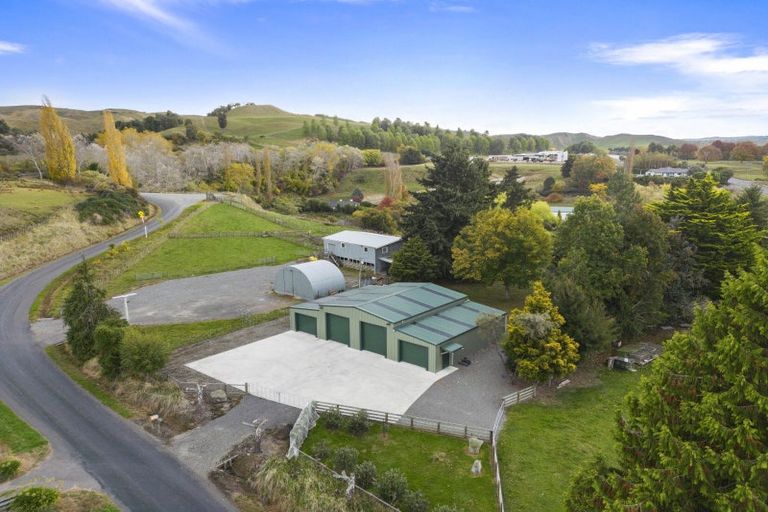 Photo of property in 2 Pukenaua Road, Taihape, 4796