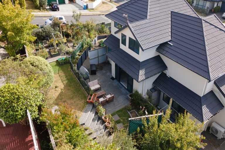 Photo of property in 7 Amesbury Drive, Churton Park, Wellington, 6037