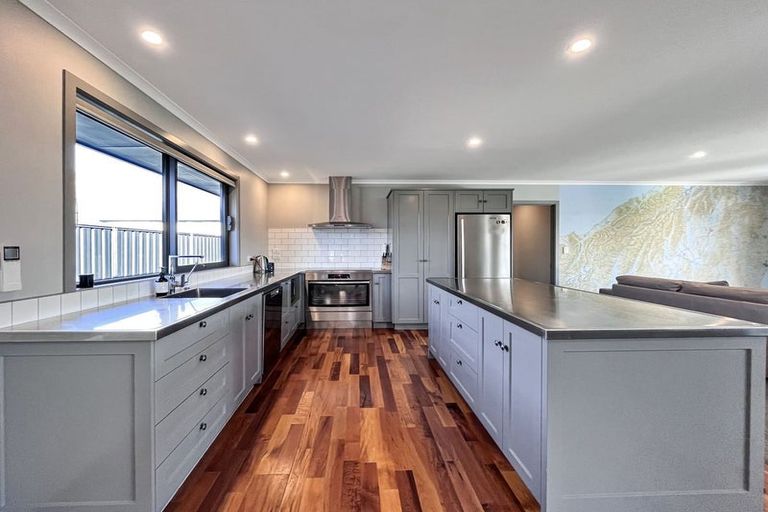 Photo of property in 3 Cirrus Place, Omarama, 9412