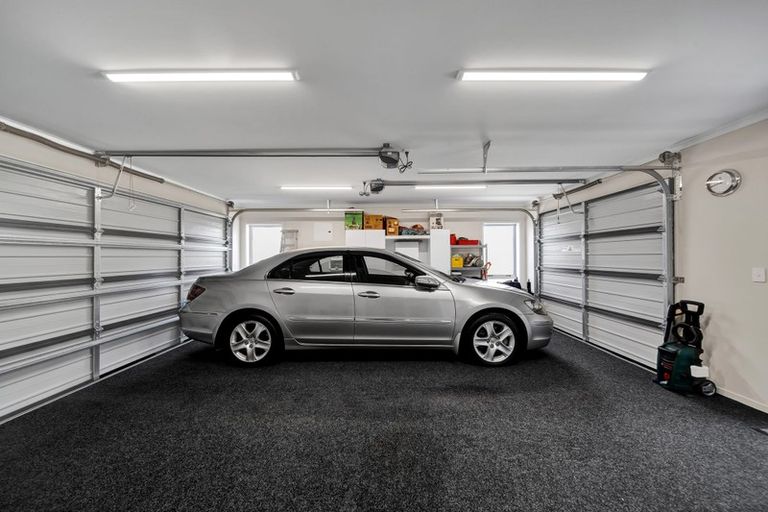 Photo of property in 5 Condor Crescent, Waiwhakaiho, New Plymouth, 4312