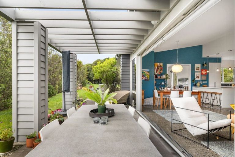 Photo of property in 28 Esk View Road, Eskdale, Napier, 4182