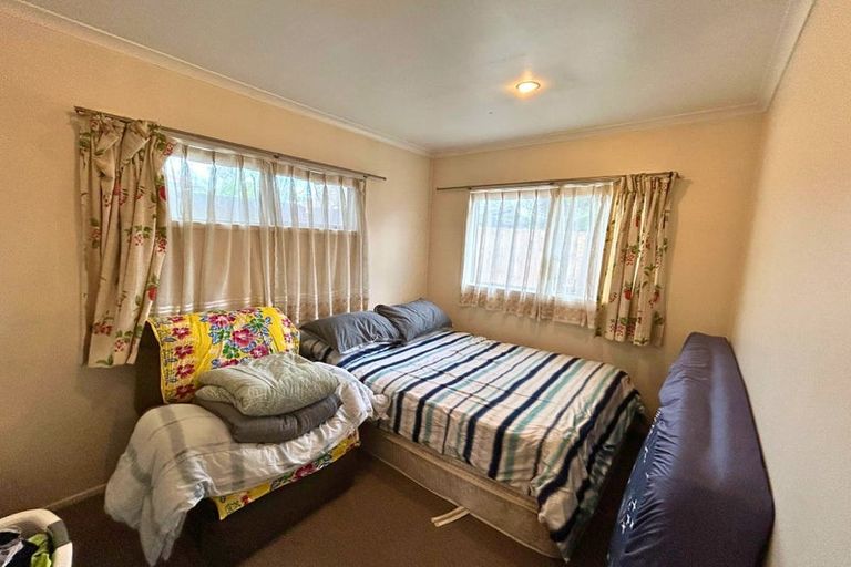 Photo of property in 406 Bucklands Beach Road, Bucklands Beach, Auckland, 2012