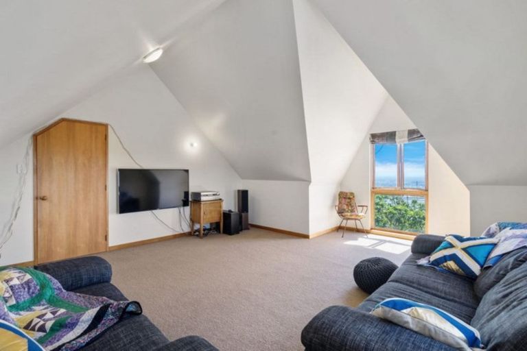 Photo of property in 140 Major Hornbrook Road, Mount Pleasant, Christchurch, 8081