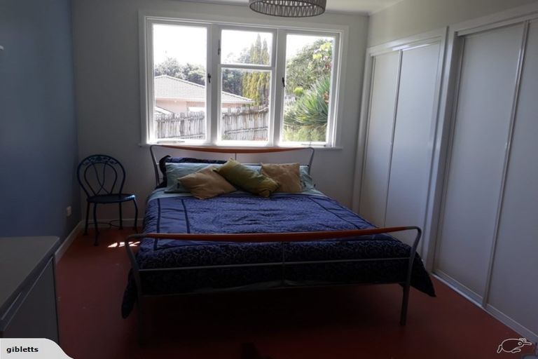 Photo of property in 1/20 Philson Terrace, Browns Bay, Auckland, 0630