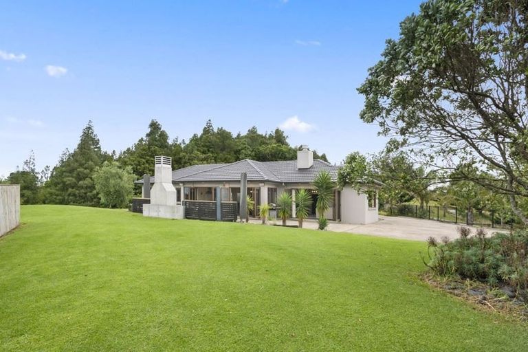 Photo of property in 309 Kahikatea Flat Road, Waitoki, Kaukapakapa, 0871