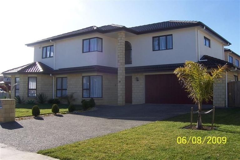 Photo of property in 30 Kestev Drive, Flat Bush, Auckland, 2016