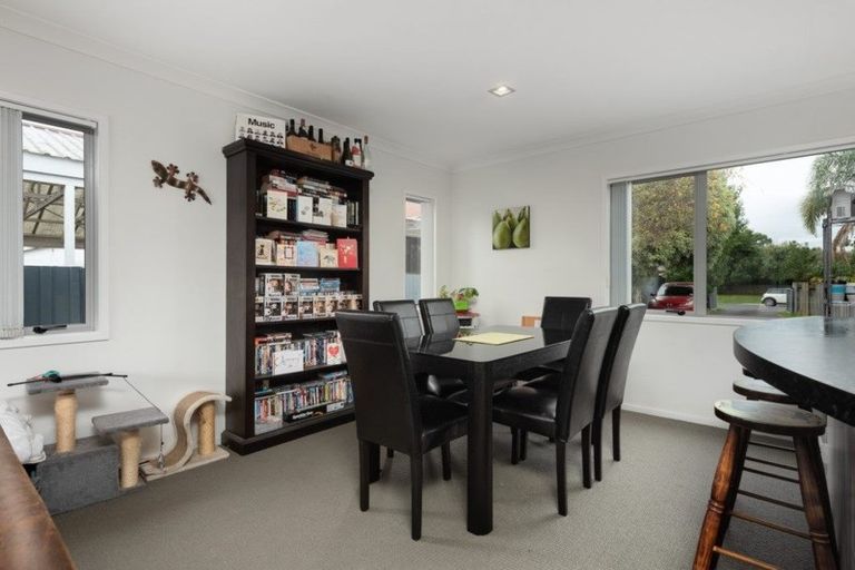 Photo of property in 24b Queen Road, Bellevue, Tauranga, 3110