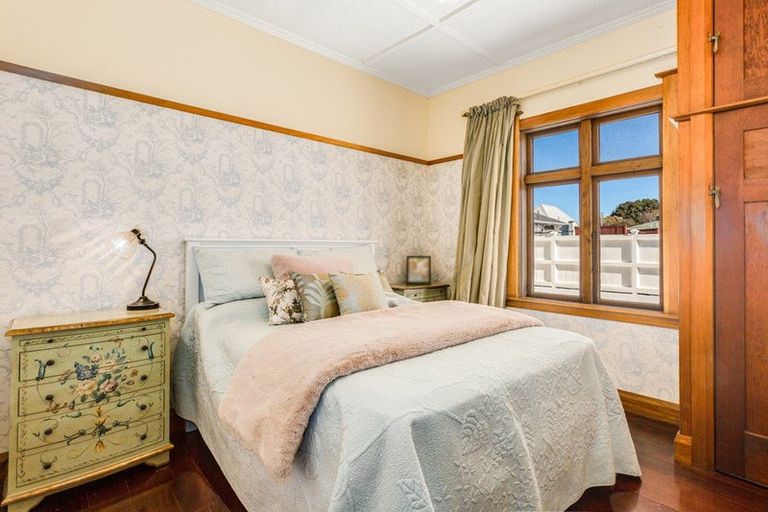 Photo of property in 22 Torridon Road, Miramar, Wellington, 6022