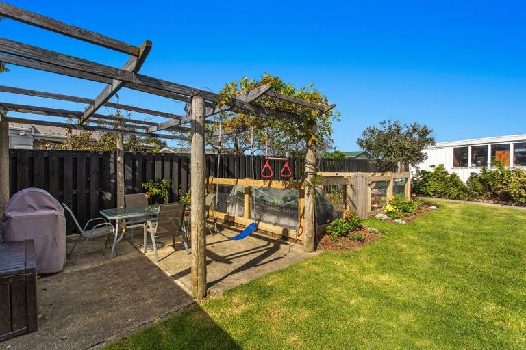 Photo of property in 9 Farnworth Crescent, Whakatane, 3120