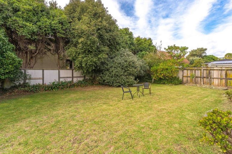 Photo of property in 2/259 Te Moana Road, Waikanae, 5036