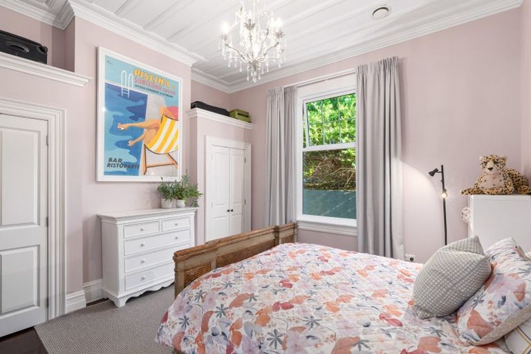 Photo of property in 2 Melrose Street, Roslyn, Dunedin, 9010