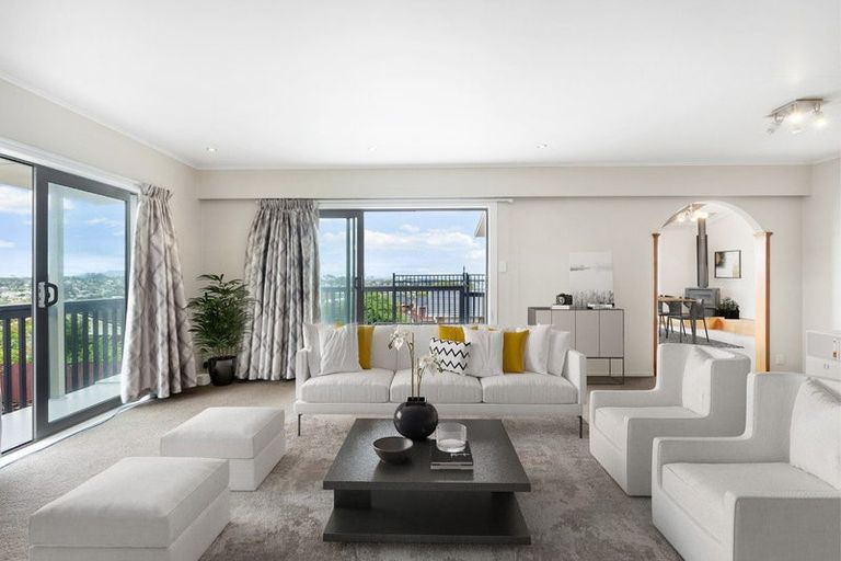 Photo of property in 245 Sunset Road, Sunnynook, Auckland, 0632