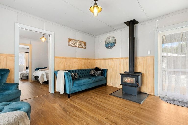 Photo of property in 19 South Crescent, Amberley, 7481