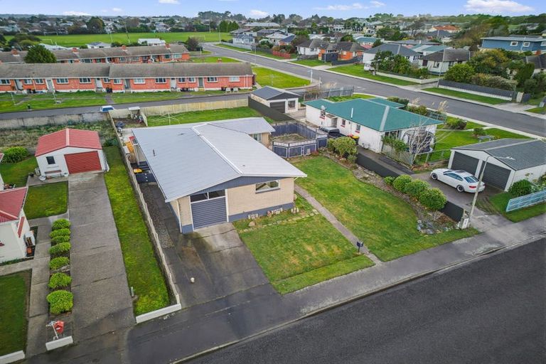 Photo of property in 231 Conyers Street, Strathern, Invercargill, 9812