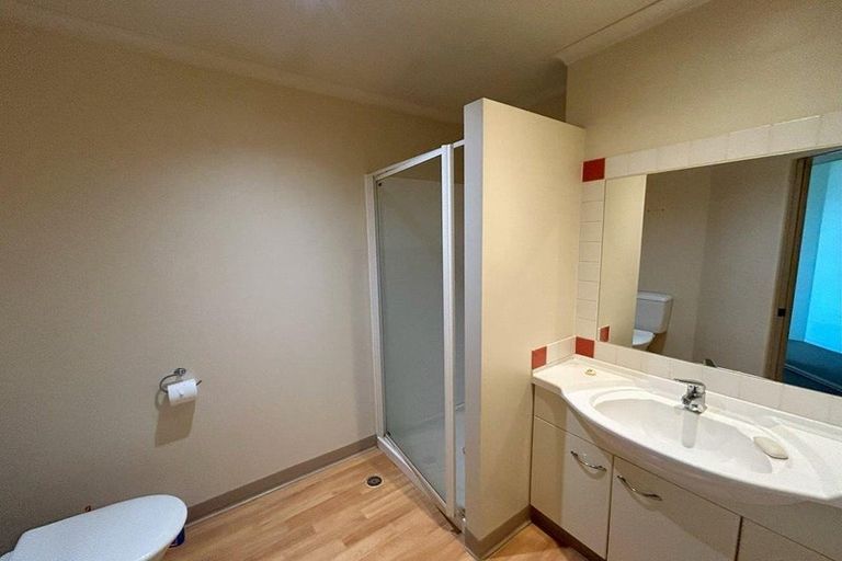 Photo of property in Paramount Apartments, 30/281 Maunganui Road, Mount Maunganui, 3116