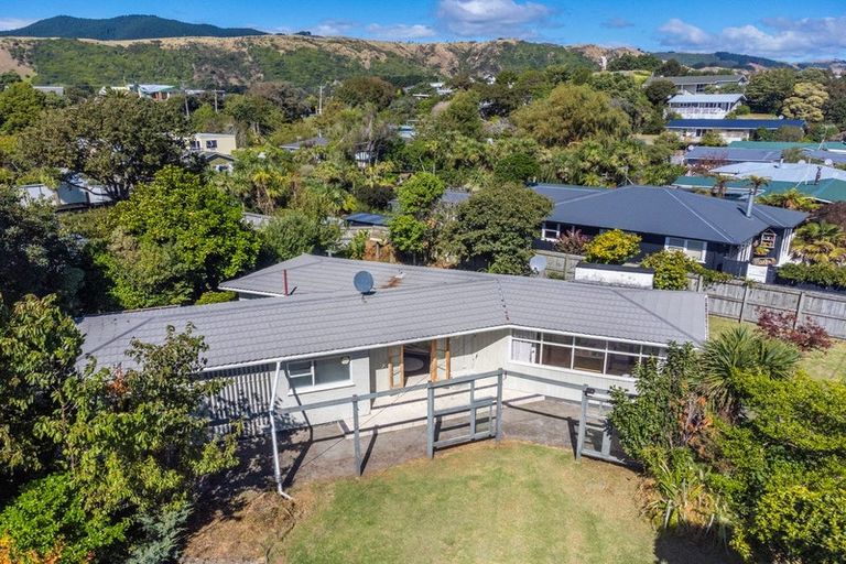 Photo of property in 44 Menin Road, Raumati South, Paraparaumu, 5032