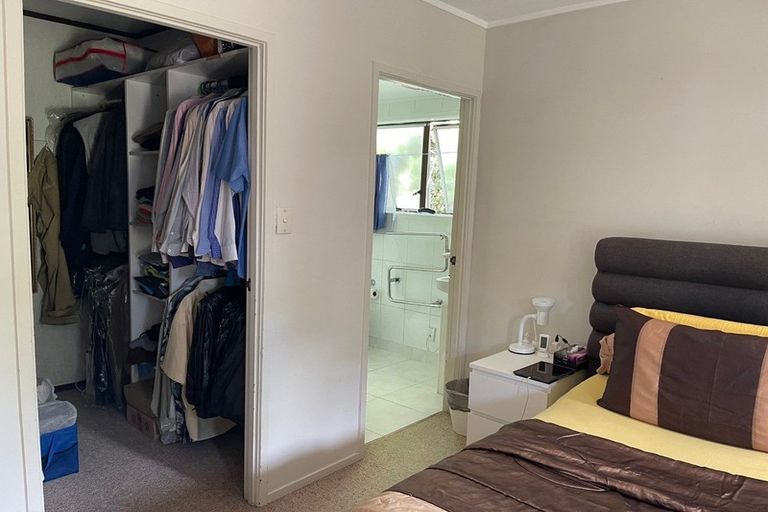 Photo of property in 14 Imogene Way, Half Moon Bay, Auckland, 2012